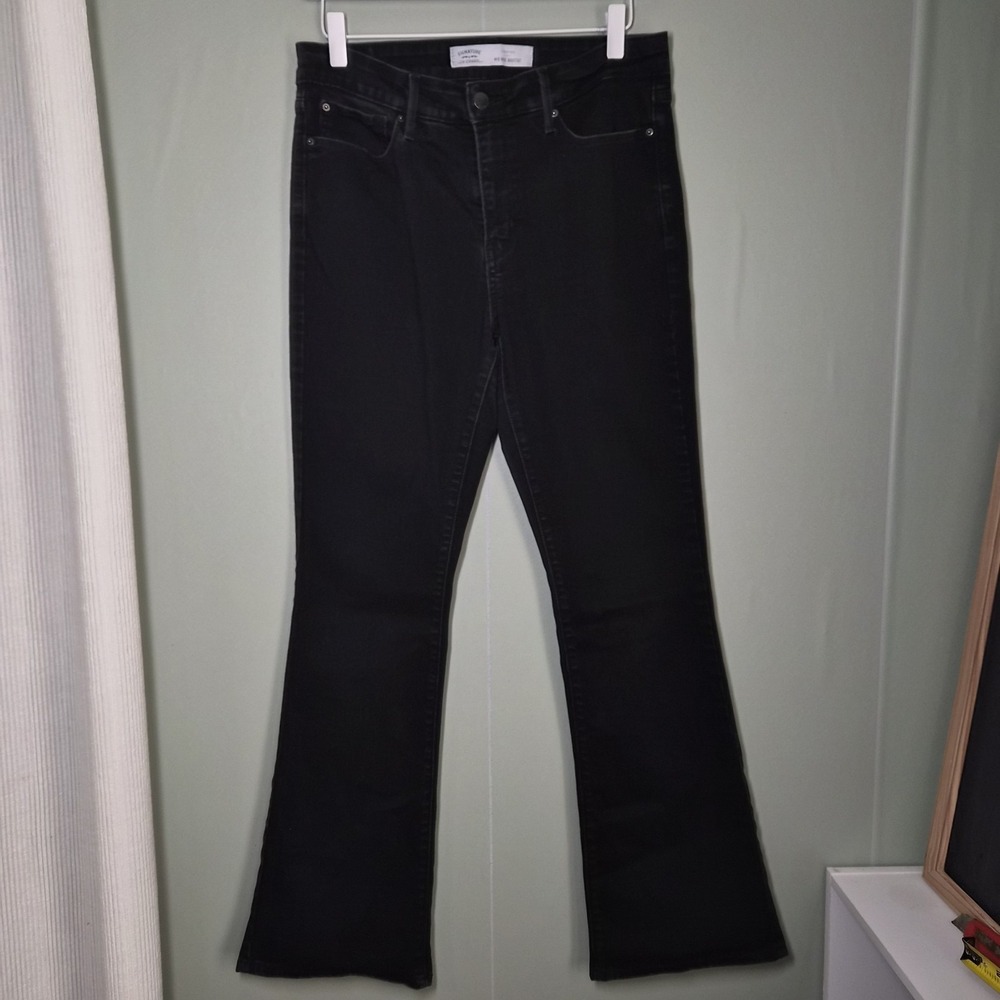 LEVI'S Signature Jeans Women's size 10 Bootcut Stretch Mid Rise Denim W30